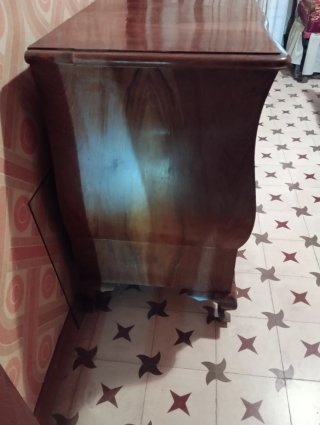 Arcón antiguo de madera