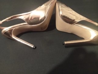 Zapatos de fiesta dorados para mujer