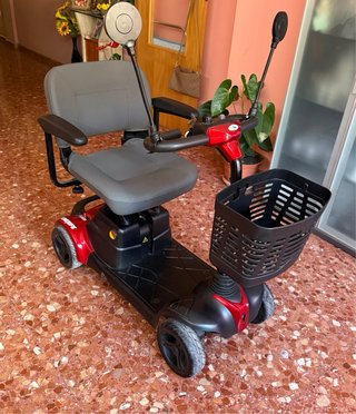 Silla de ruedas eléctrica movilidad reducida NUEVA