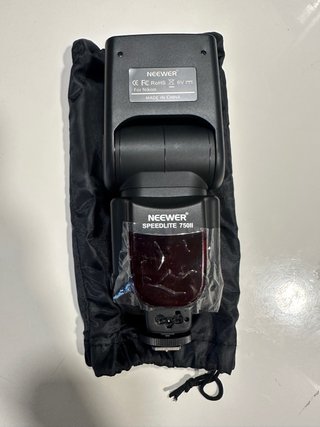 Neewer Speedlite 750II Flash