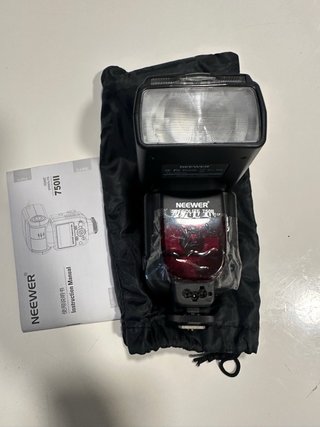 Neewer Speedlite 750II Flash