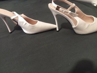 Zapatos de fiesta raso blancos tacón fino