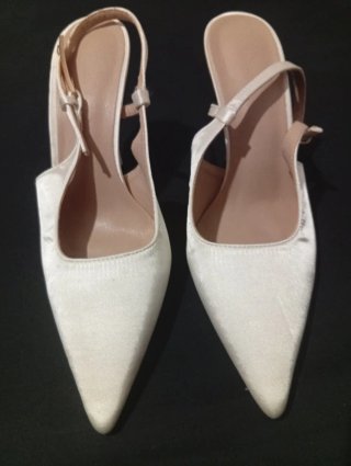 Zapatos de fiesta raso blancos tacón fino