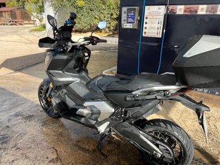 Honda X-ADV 750cc Negra y Gris