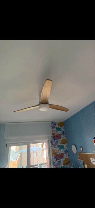 Montaje de ventilador de techo