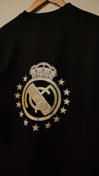 Sudadera Real Madrid Negra con estrellas