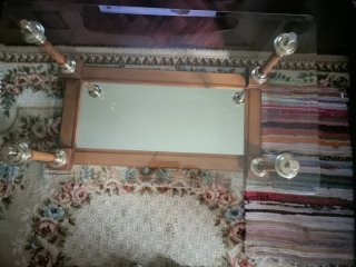 Mesa de centro de cristal y madera