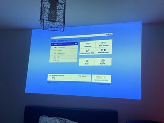 Proyector Epson Full HD Cine en Casa
