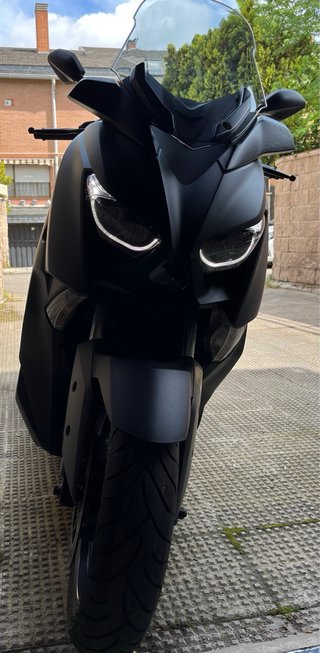 Yamaha XMAX 300 Negra