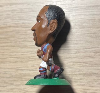 Darius Vassell Aston Villa Corinthian 2002 MC1004