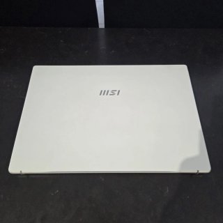 MSI Ultrabook i7 11ª 16GB RAM 1TB SSD GTX