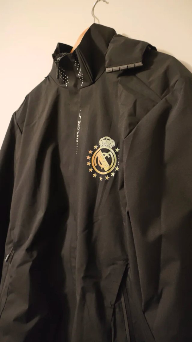 Chaqueta Cortavientos Impermeable Real Madrid