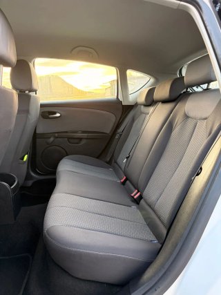 SEAT Leon 1.6 TDI GARANTÍA