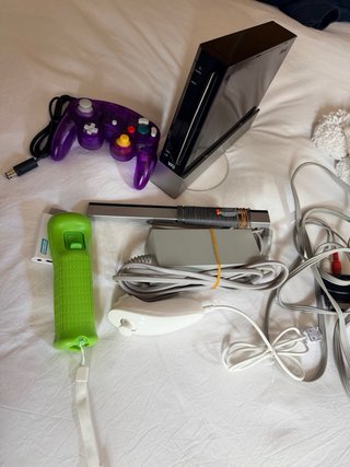 Consola Nintendo Wii Negra+ Mas mandos