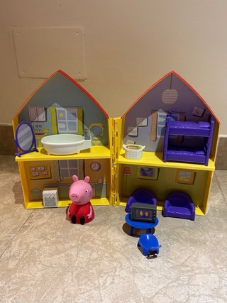 Casa de Peppa Pig con accesorios