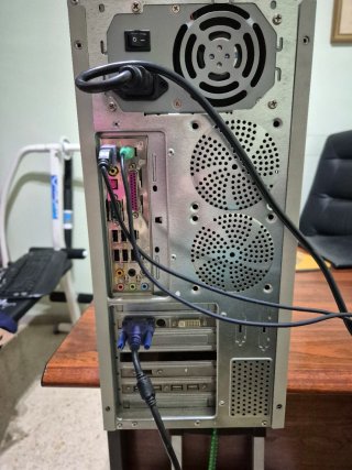 Torre PC Asus Beige/Plata + Pantalla Philips