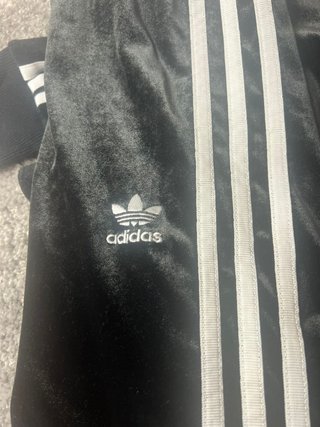 Conjunto Adidas Terciopelo Y2K Negro
