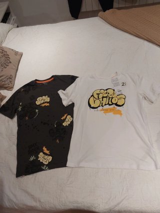 2 Camisetas niño 1 Blanca y 1 Estampada