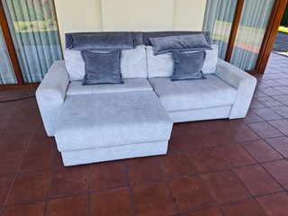 Sofá eléctrico beige y gris