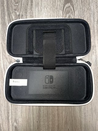 Nintendo Switch Azul y Rojo