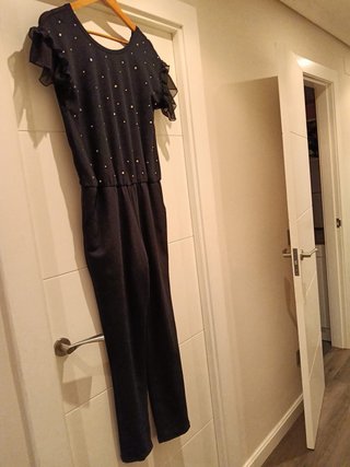Mono azul marino con pedrería. Ideal para arreglar