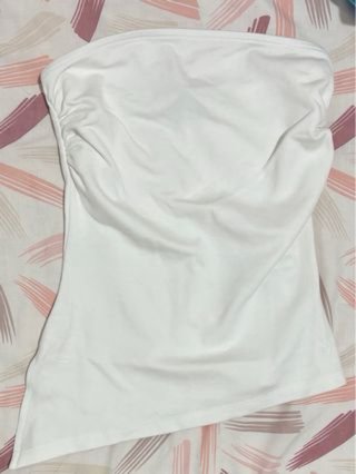Top blanco sin tirantes
