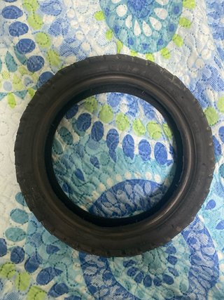 Rueda pinchada patinete eléctrico