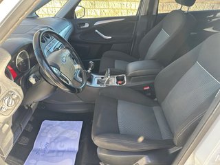 Ford S-MAX 2012