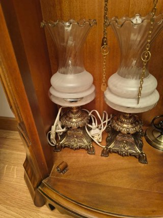 Lámparas de mesita de noche doradas