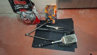 Barbacoa de carbón negra