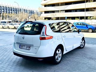 Renault Grand Scenic 2010