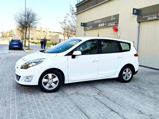 Renault Grand Scenic 2010