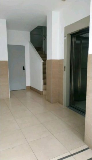 Trastero 5m² céntrico en San Vicente – acceso fáci