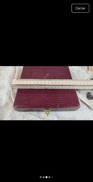 Caja antigua joyero collar púrpura