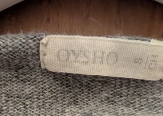 Jersey gris con oso polar talla S.Marca Oysho.