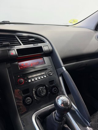 Peugeot 3008 2014
