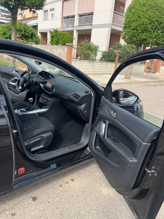 Peugeot 308 2014