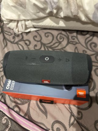 Altavoz JBL Charge Essential 2