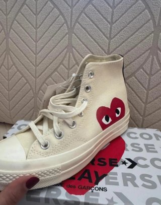 Converse x Comme des Garçons PLAY Talla 37.5