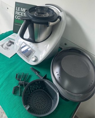 Bimby TM5 completo di tutto in garanzia thermomix