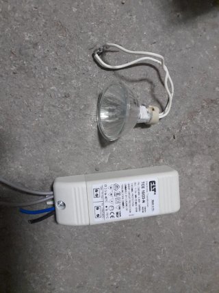 8 Transformador electrónico ELT TCE 10/23 20 bombi