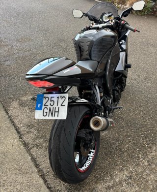Kawasaki Ninja ZX-10R Negra