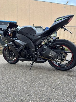 Kawasaki Ninja ZX-10R Negra