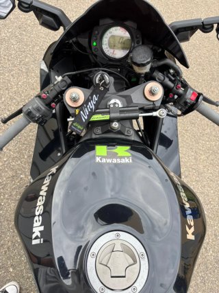Kawasaki Ninja ZX-10R Negra
