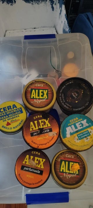 Lote 7 Ceras para Madera Alex y otras