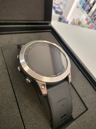 Garmin D2 Mach1 Smartwatch