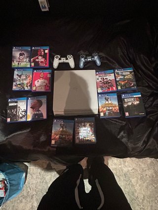 Console PS4 Pro 1TB Bianca + 2 controller