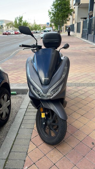 Honda PCX 125 2018 - Buen estado
