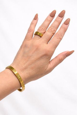 Pulsera estilo Love Cartier acero dorado