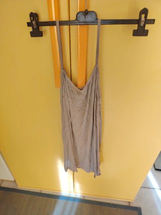 Vestito beige